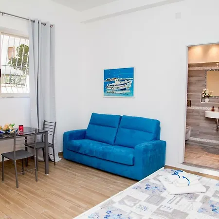 La Posento Guest house 2*