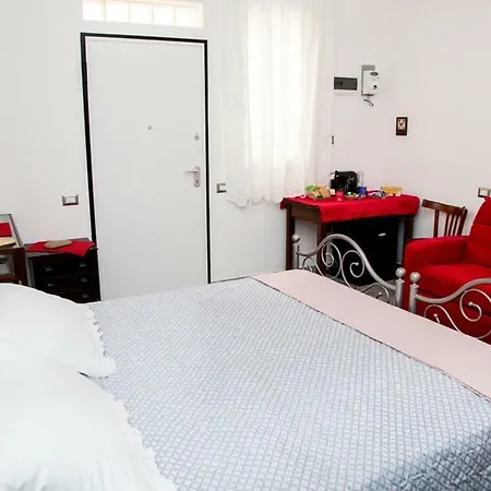 Πανσιόν La Posento 3*